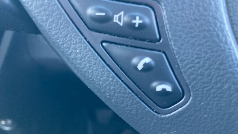 Nissan Juke 1.5 dCi N-Connecta 5dr Diesel Hatchback